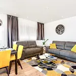 Stella Apartment